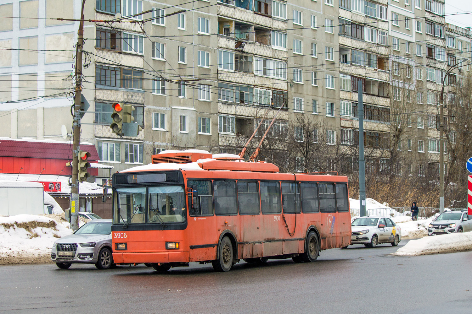下诺夫哥罗德, VMZ-52981 # 3906