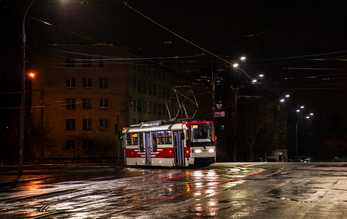 Киев, T3UA-3 «Каштан» № 604