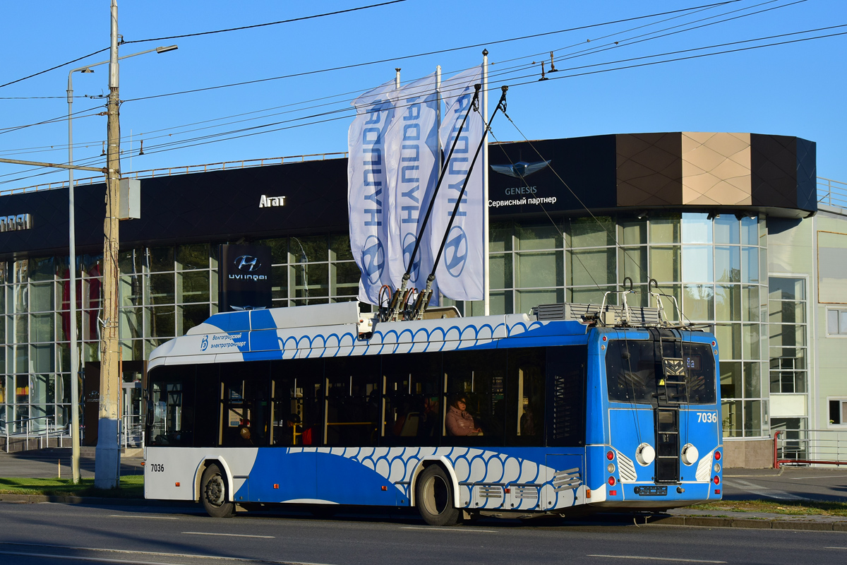 Волгоград, БКМ 32100D № 7036