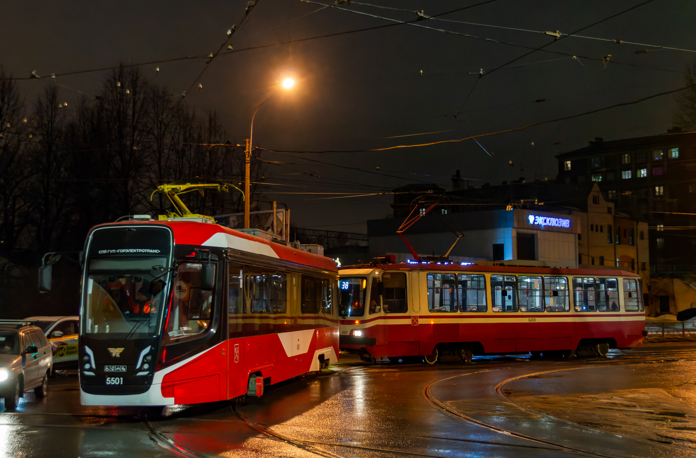 Санкт-Петербург, 71-628-02 № 5501; Санкт-Петербург, 71-134К (ЛМ-99К) № 0450