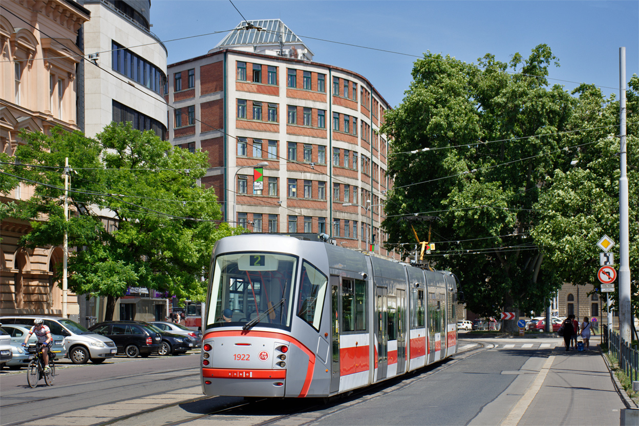 Brno, Škoda 13T Elektra č. 1922