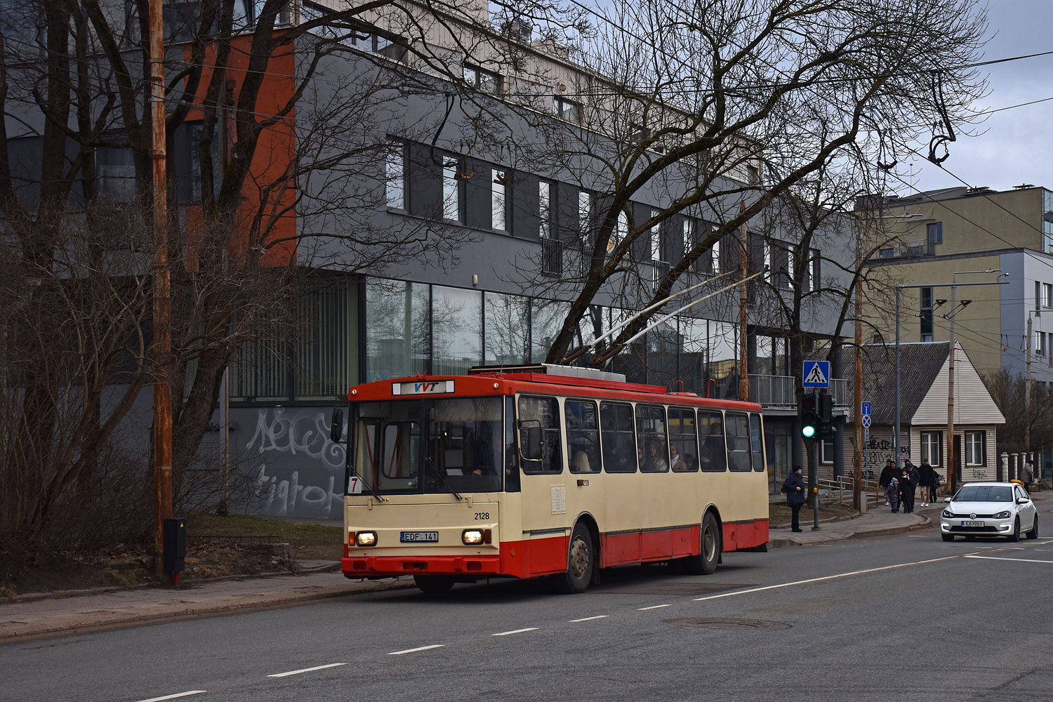 Vilnius, Škoda 14Tr10/6 № 2128 Vilnius, Škoda 14Tr10/6 № 2128