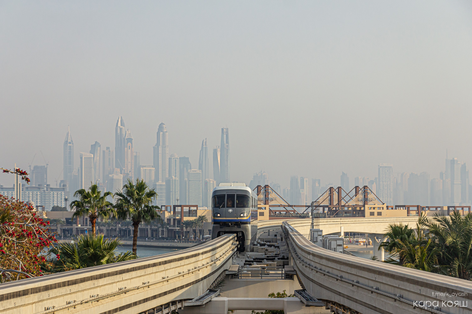 Дубай, Hitachi № 401