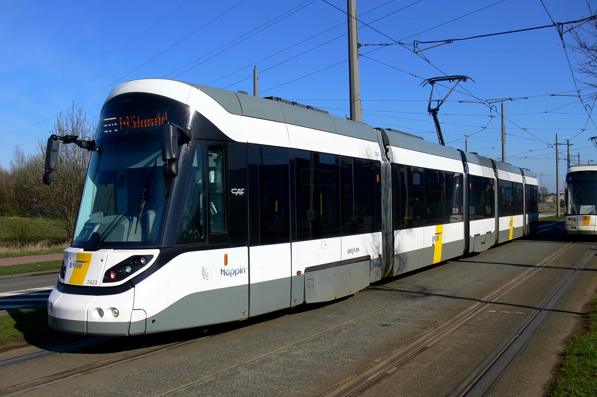 Антверпен, CAF Urbos 100 № 7423