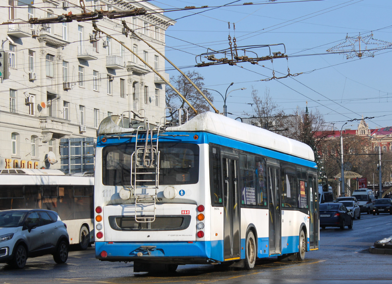 Ростов-на-Дону, УТТЗ-6241-10-02 «Горожанин» № 111