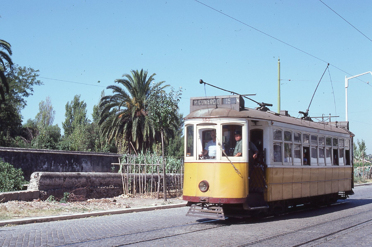 Lisbon, Stephenson 4-axle motor car č. 350; Lisbon — All Modes: Historical Photos Lisbon, Stephenson 4-axle motor car č. 350; Lisbon — All Modes: Historical Photos