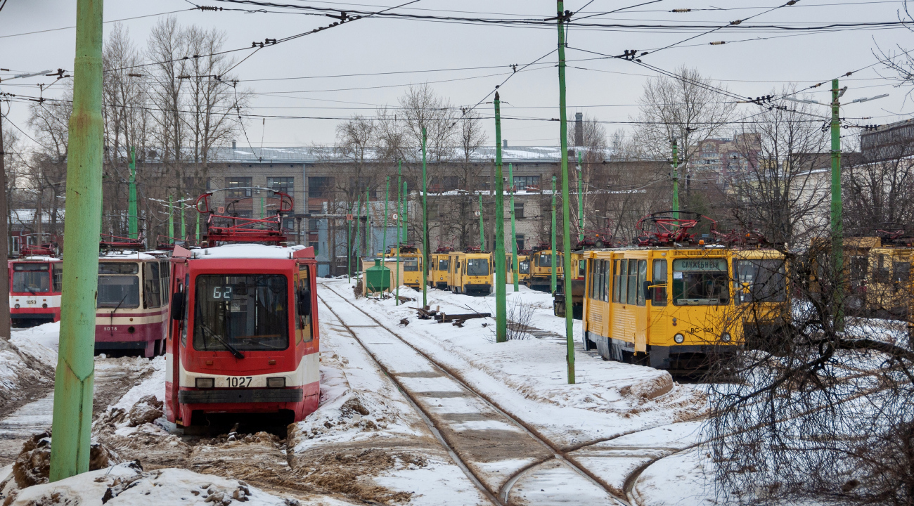 Sankt Petersburg, 71-147K (LVS-97K) Nr 1027; Sankt Petersburg, VTK-24 Nr ВС-041