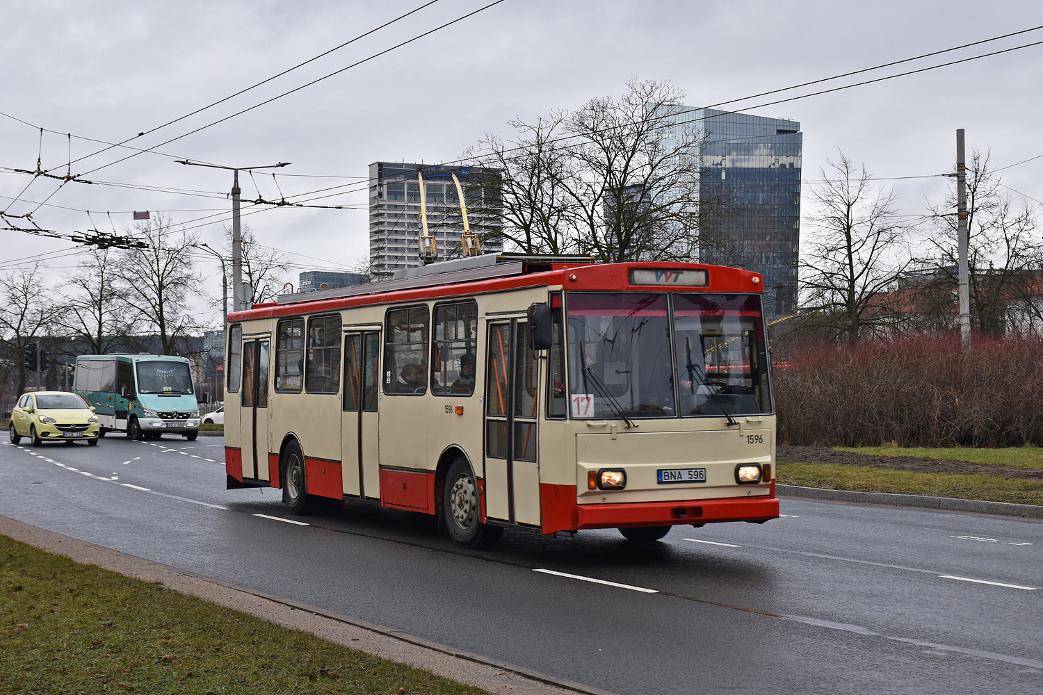 Viļņa, Škoda 14Tr13/6 № 1596 Viļņa, Škoda 14Tr13/6 № 1596