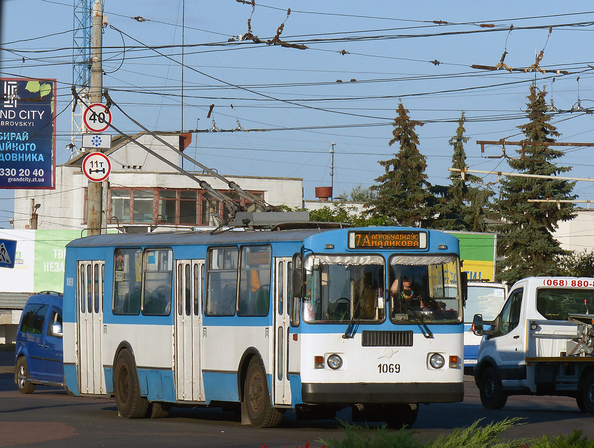 Житомир, ЗиУ-682Г-016 (018) № 1069