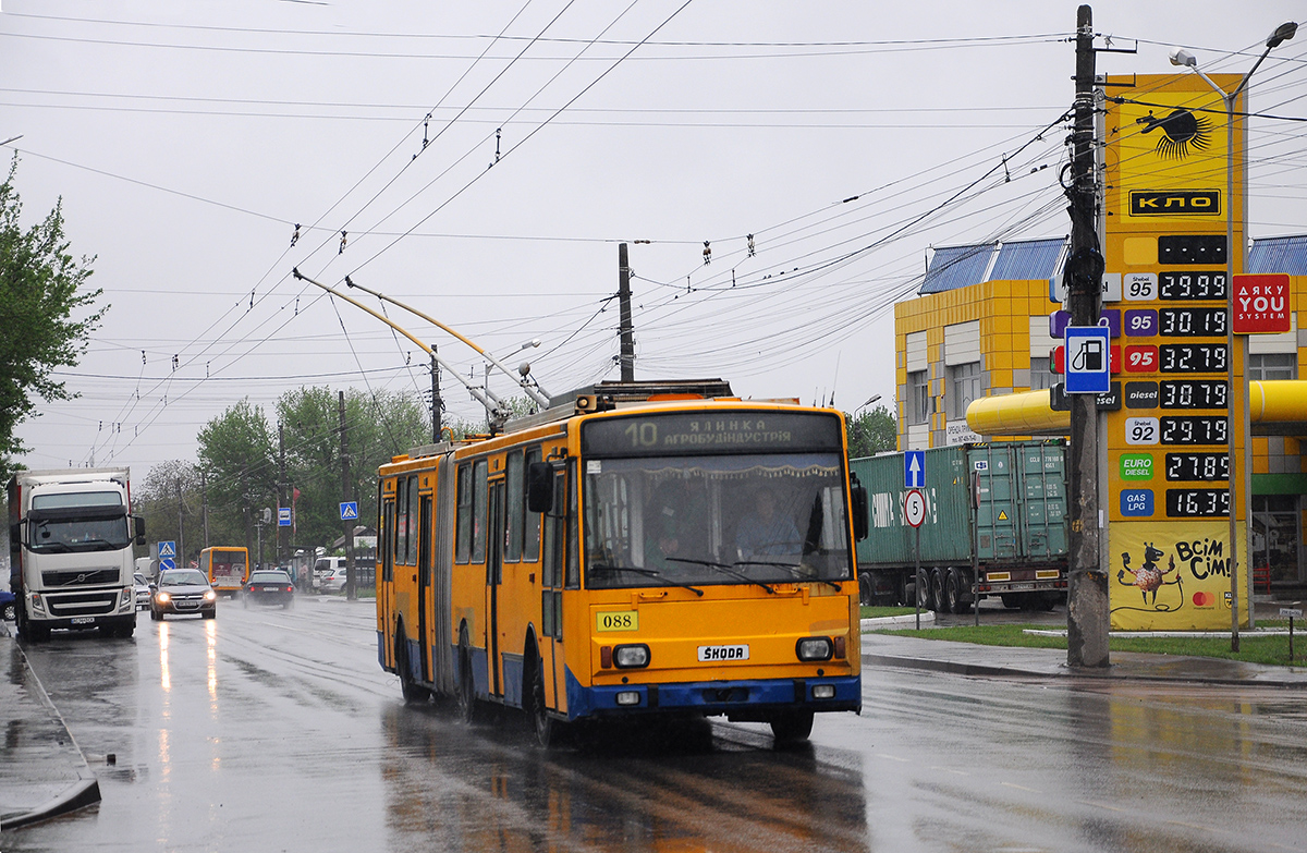 Житомир, Škoda 15Tr13/6M № 088