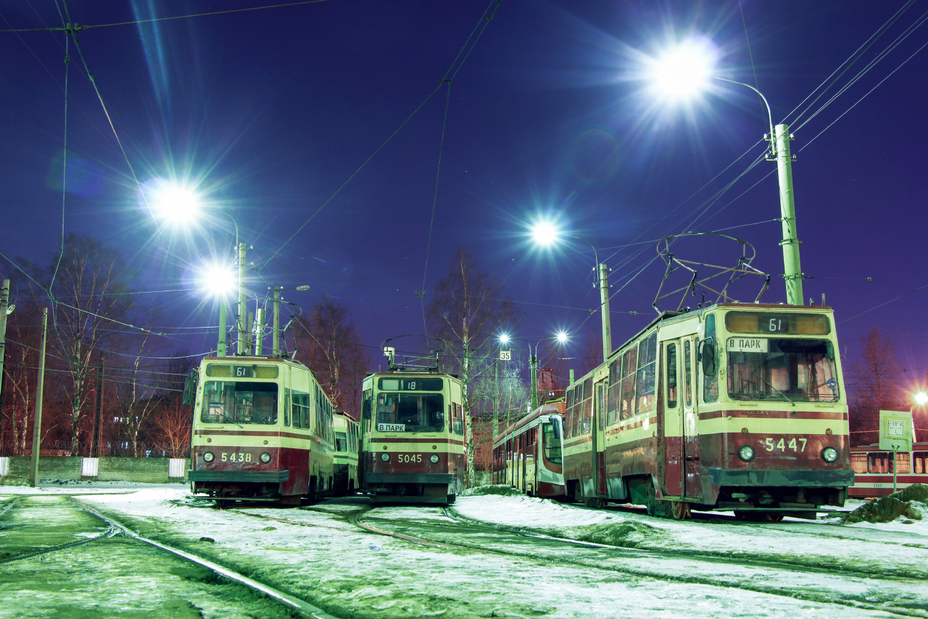 Санкт Петербург, ЛМ-68М № 5438; Санкт Петербург, ЛВС-86К № 5045; Санкт Петербург, ЛМ-68М № 5447