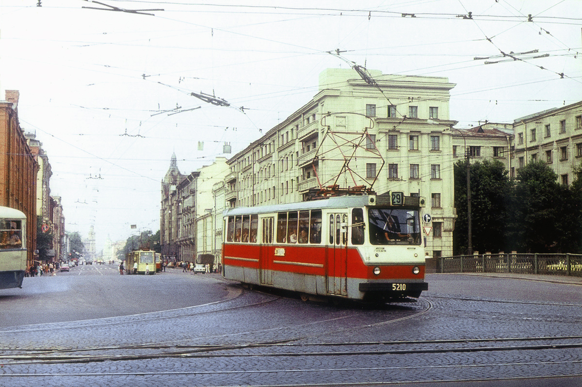 Санкт-Петербург, ЛМ-67 № 5210