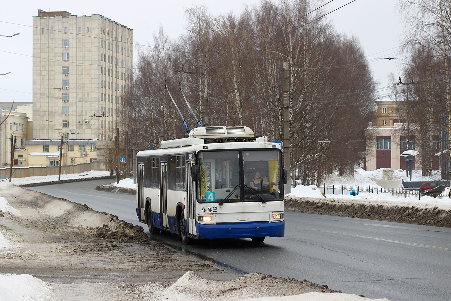 Киров, БТЗ-52767Р № 448