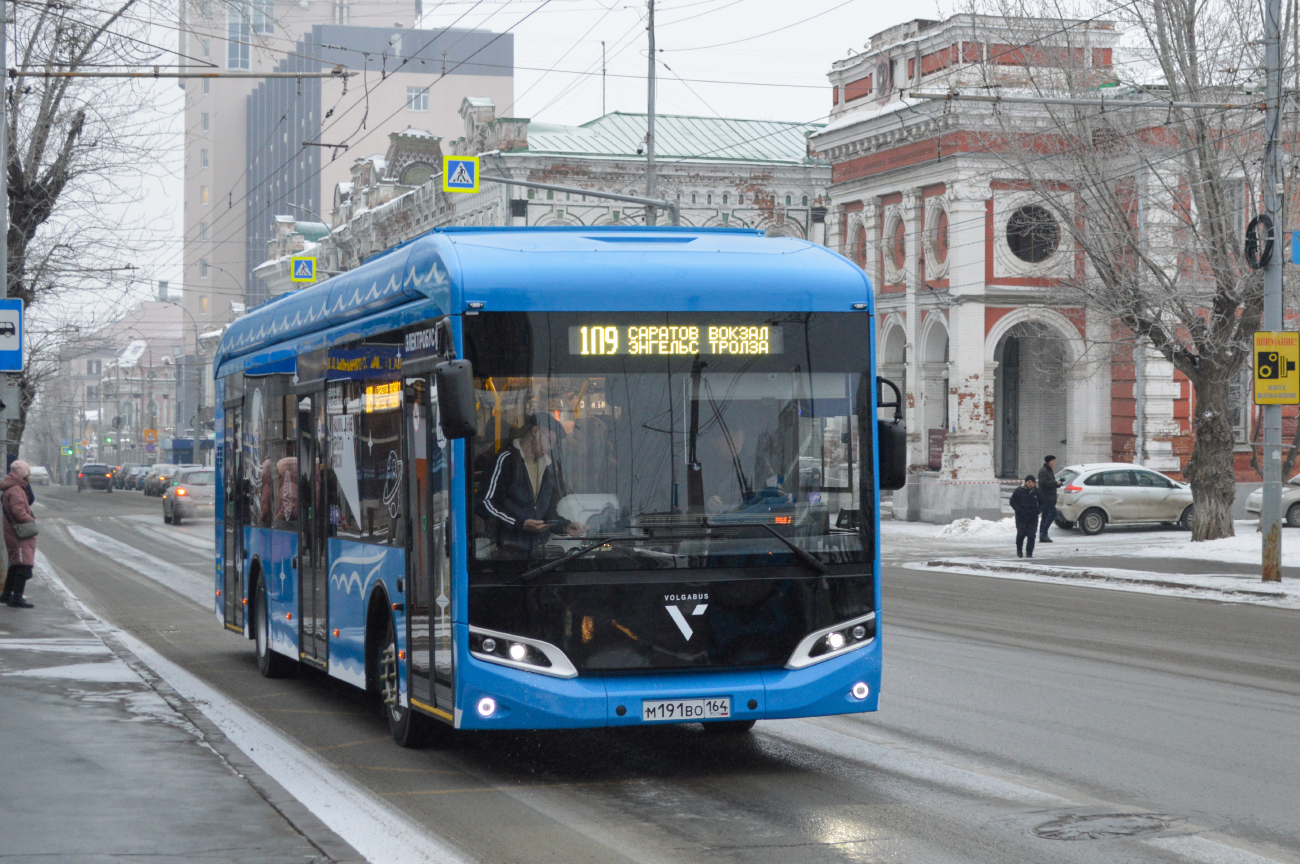 Энгельс, Volgabus-5270.E0 № М 191 ВО 164