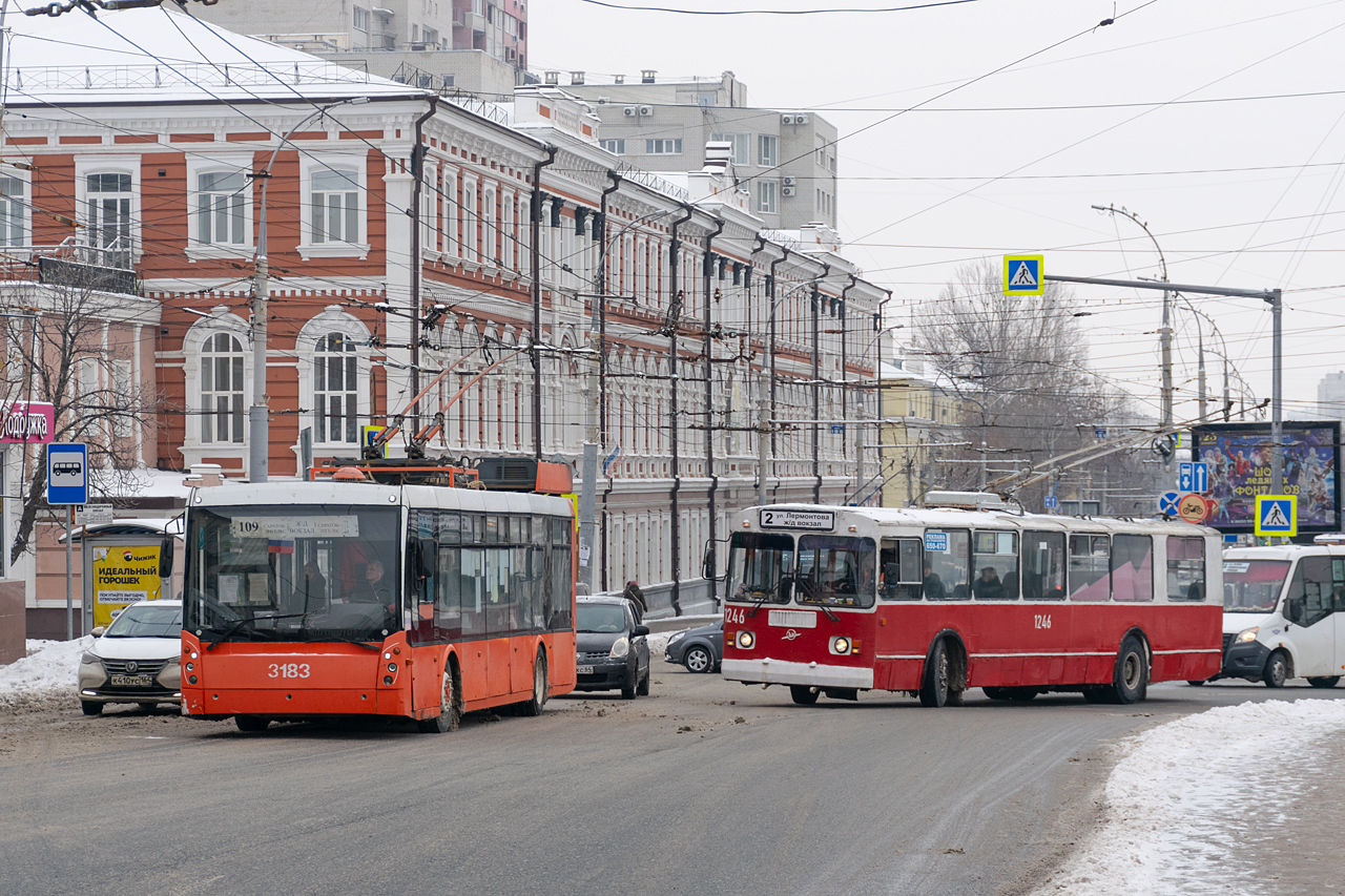 Энгельс, Тролза-5265.00 «Мегаполис» № 3183; Саратов, ЗиУ-682Г-016  [Г0М] № 1246