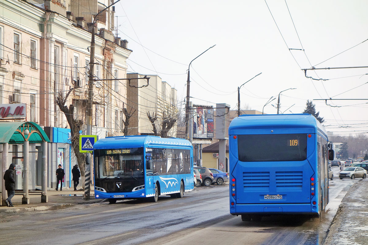 Энгельс, Volgabus-5270.E0 № М 208 ВО 164