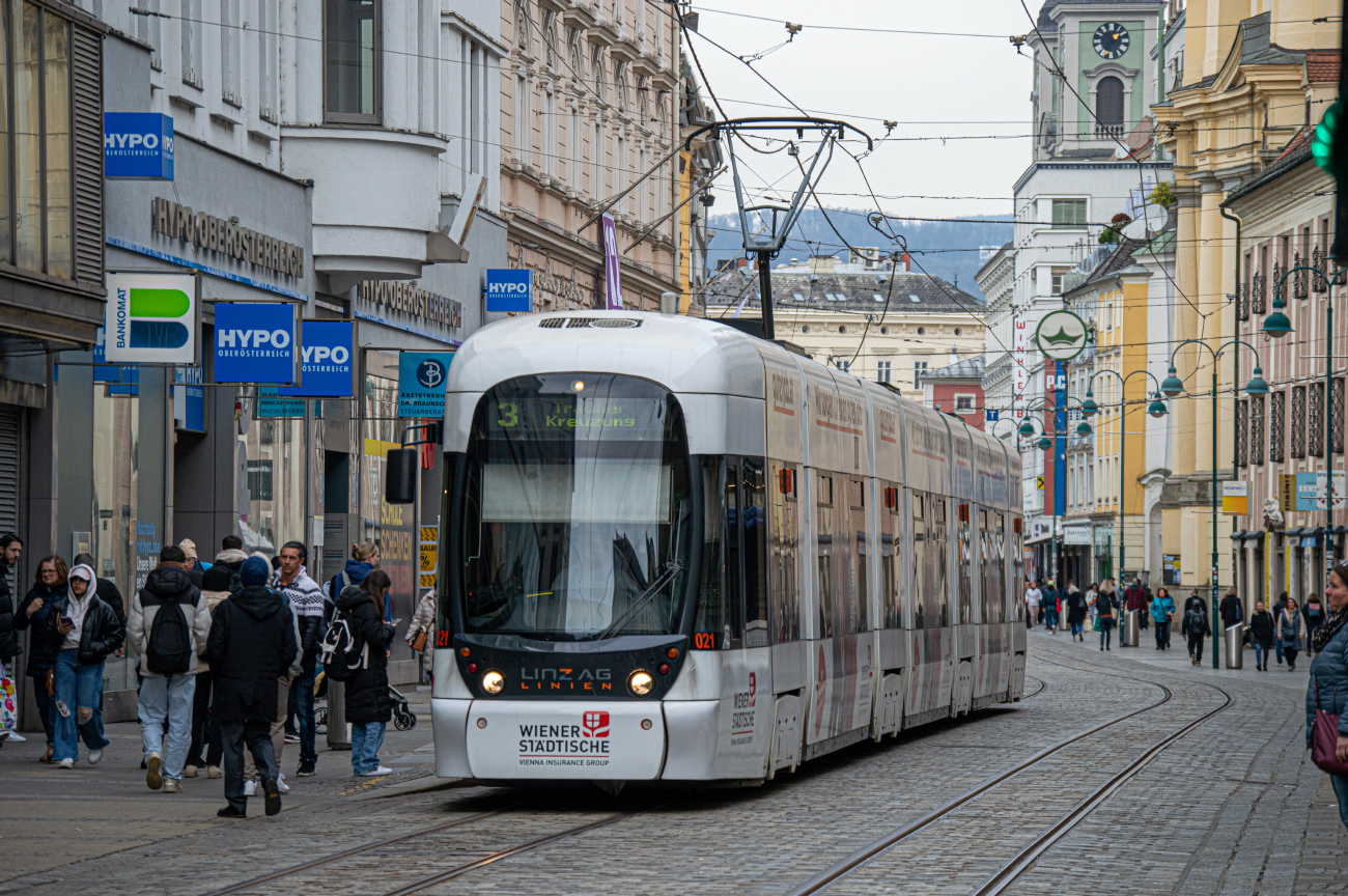 Linz, Bombardier Cityrunner Nr. 021