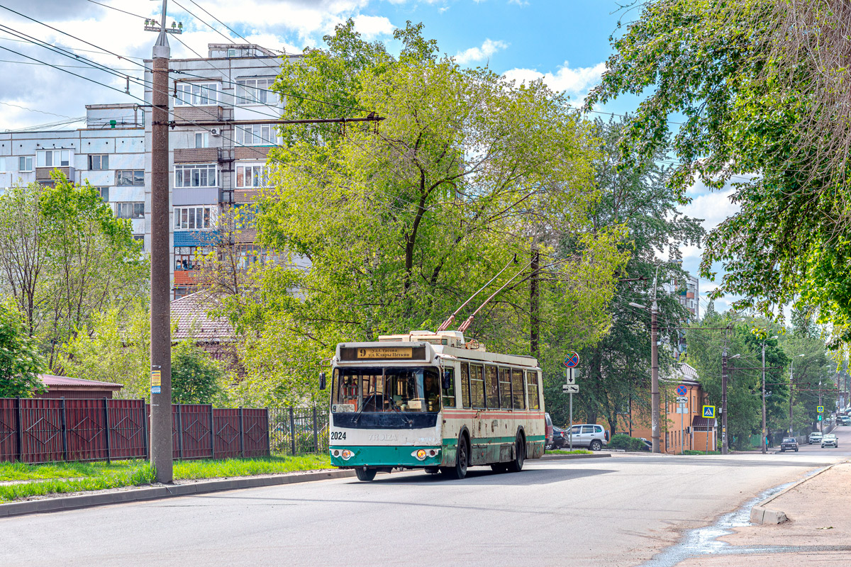 Пенза, ЗиУ-682Г-016.02 № 2024