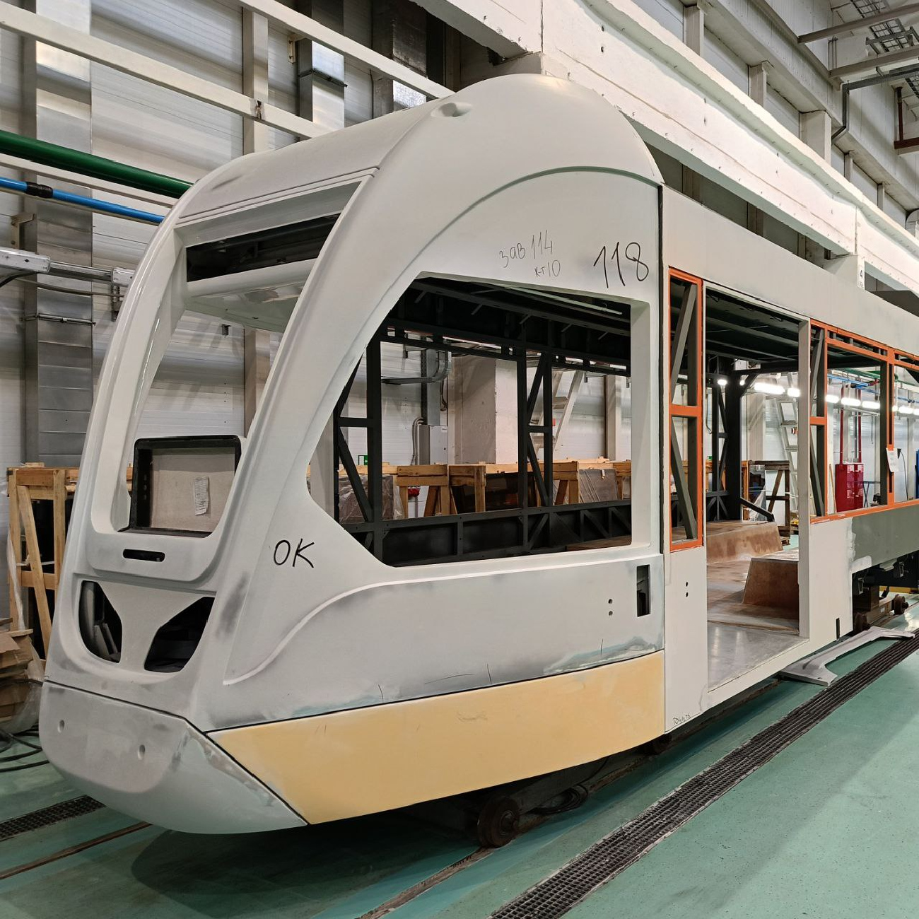 Санкт-Петербург — Новые вагоны ПКТС; Санкт-Петербург — Новые трамвайные вагоны; Тверь — Производство трамваев на ТЭМЗ