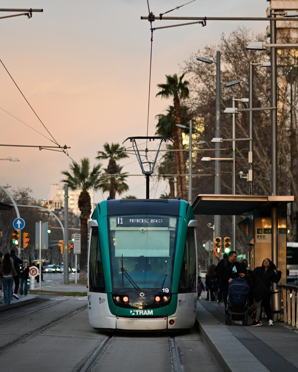 Барселона, Alstom Citadis 302 № 19