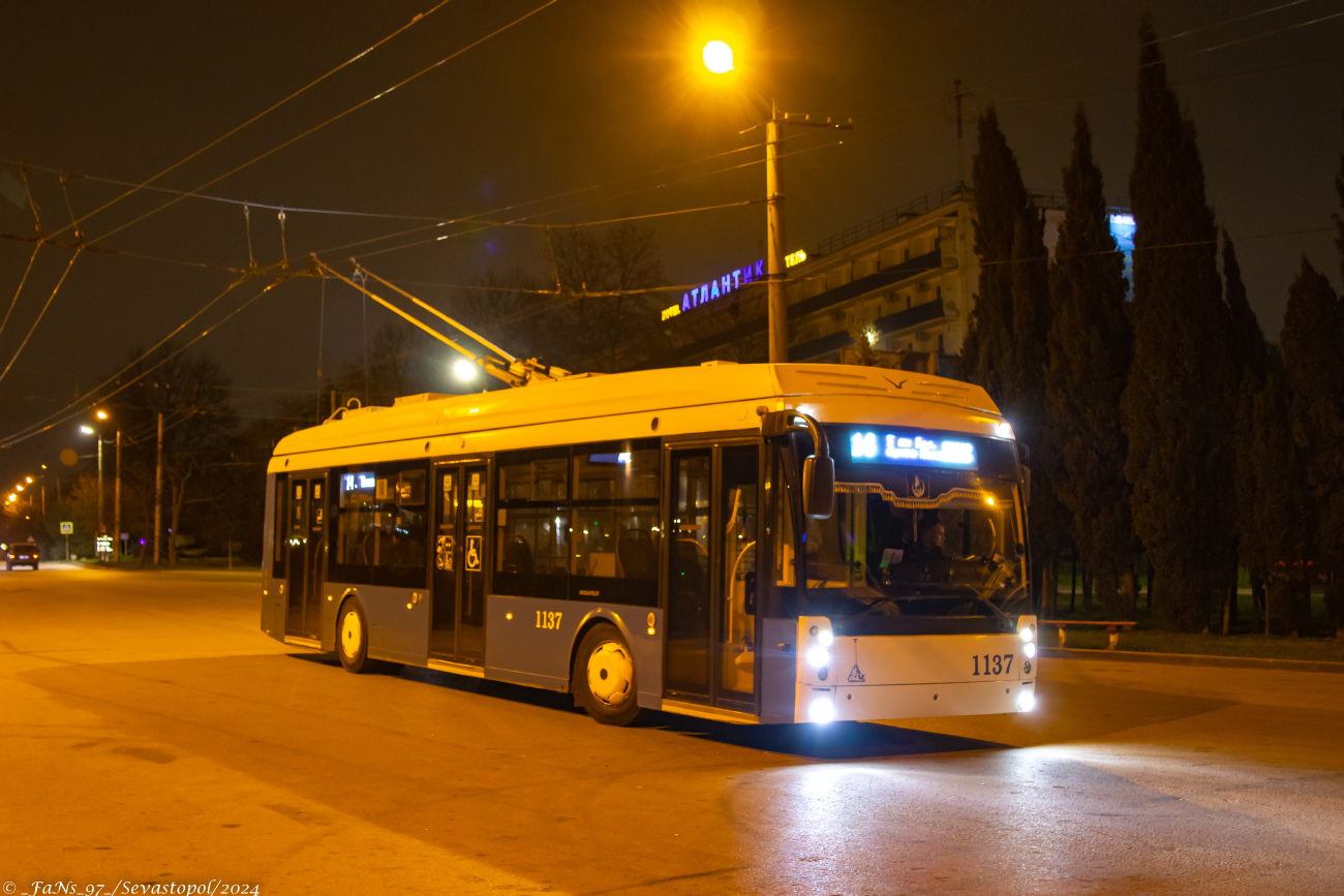 Севастополь, Тролза-5265.02 «Мегаполис» № 1137