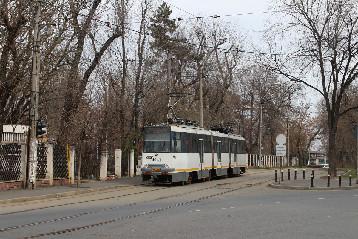 Бухарест, URAC V3A-93-2S № 4041