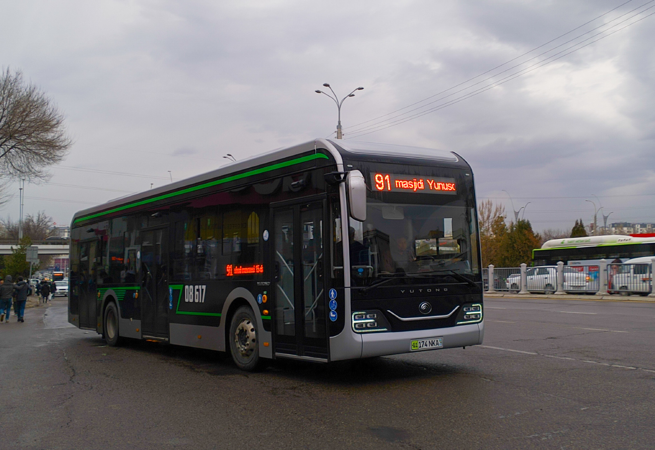 Tashkent, Yutong ZK6126BEVG Br. 08617