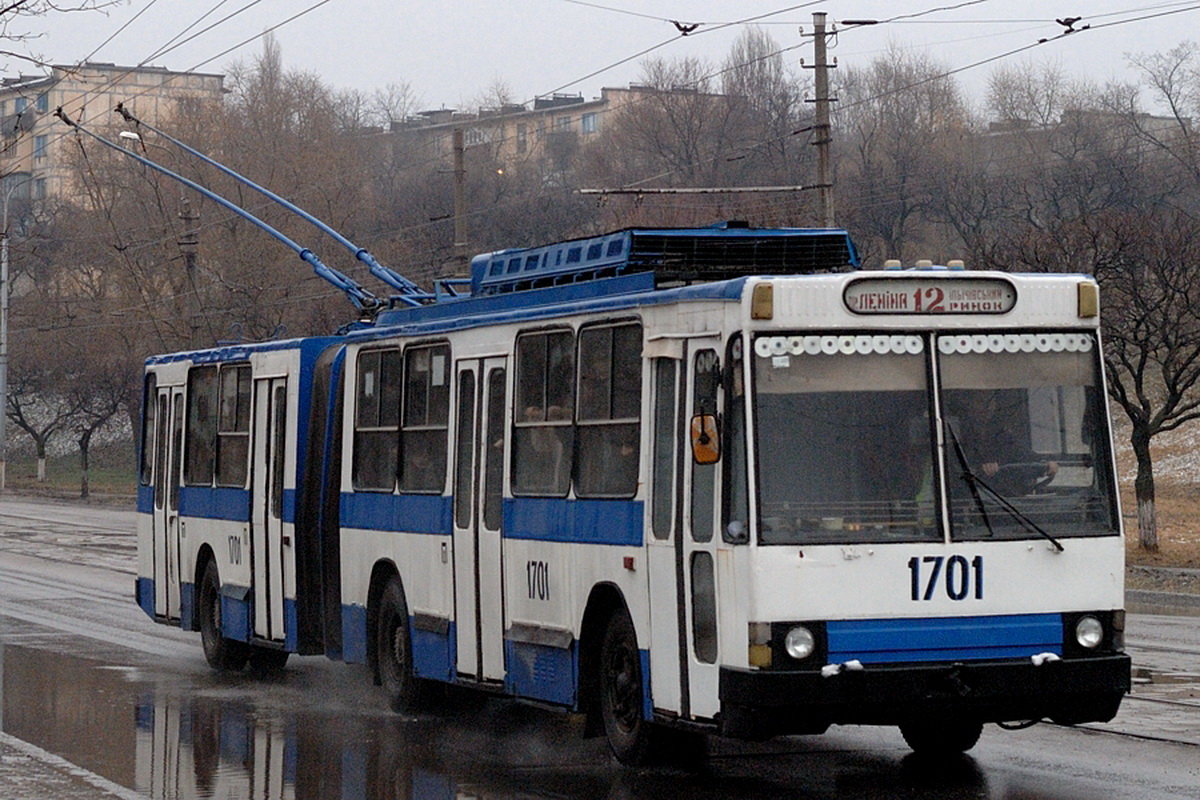 Мариуполь, ЮМЗ Т1 № 1701