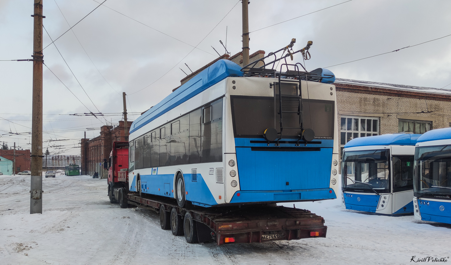 Новосибирск, УТТЗ-6241.01 «Горожанин» № 3528