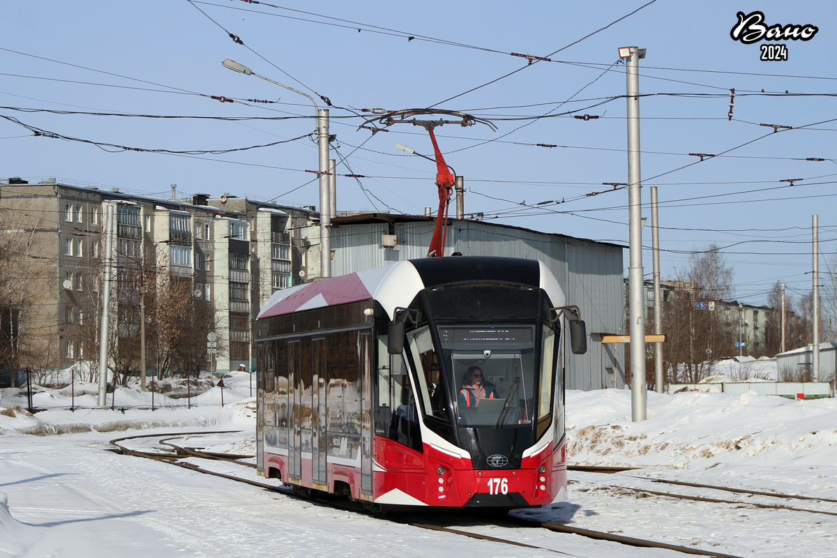 Череповец, 71-911ЕМ «Львёнок» № 176