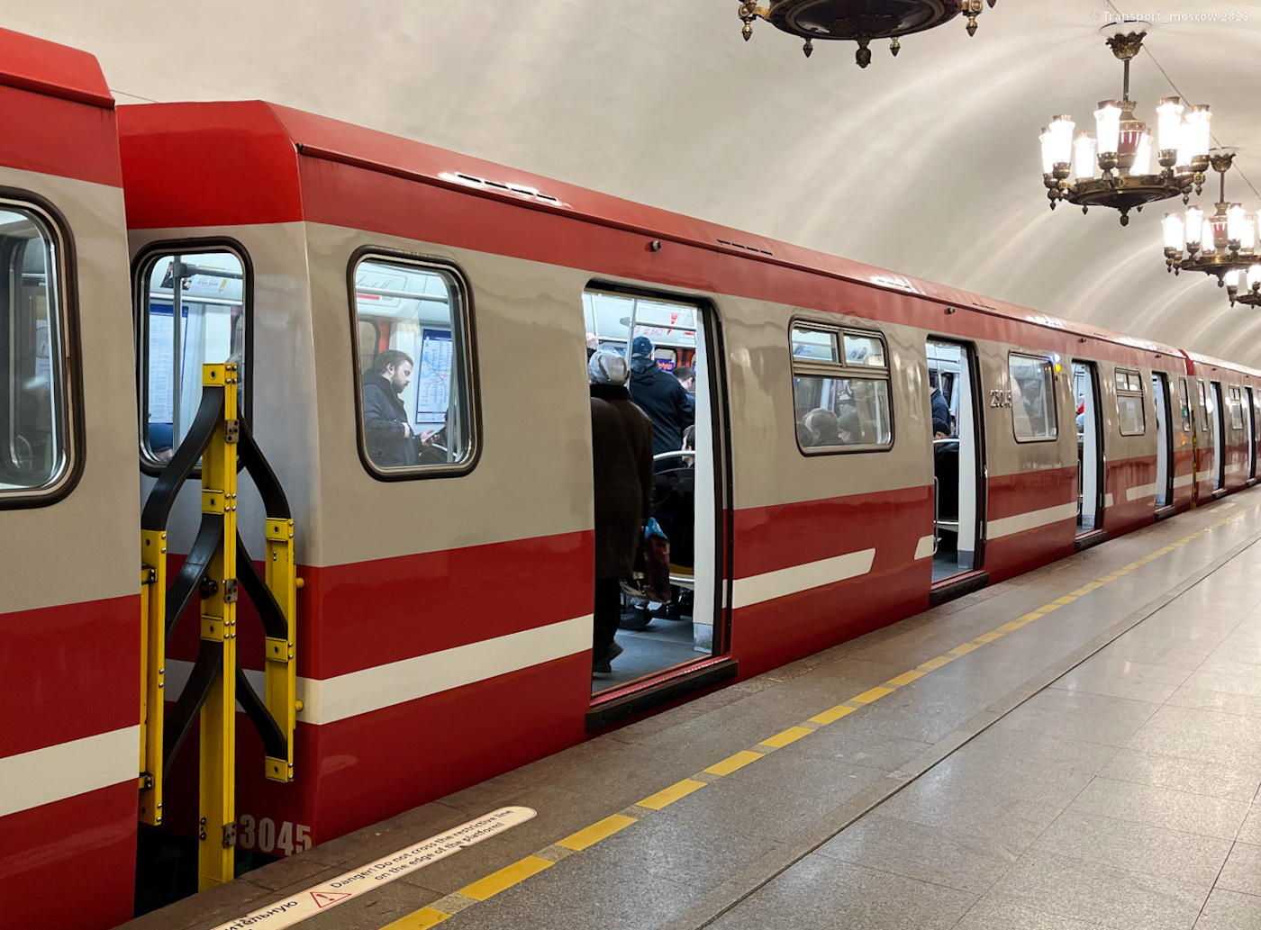 Szentpétervár, 81-723.1 (OEVRZ) — 23045