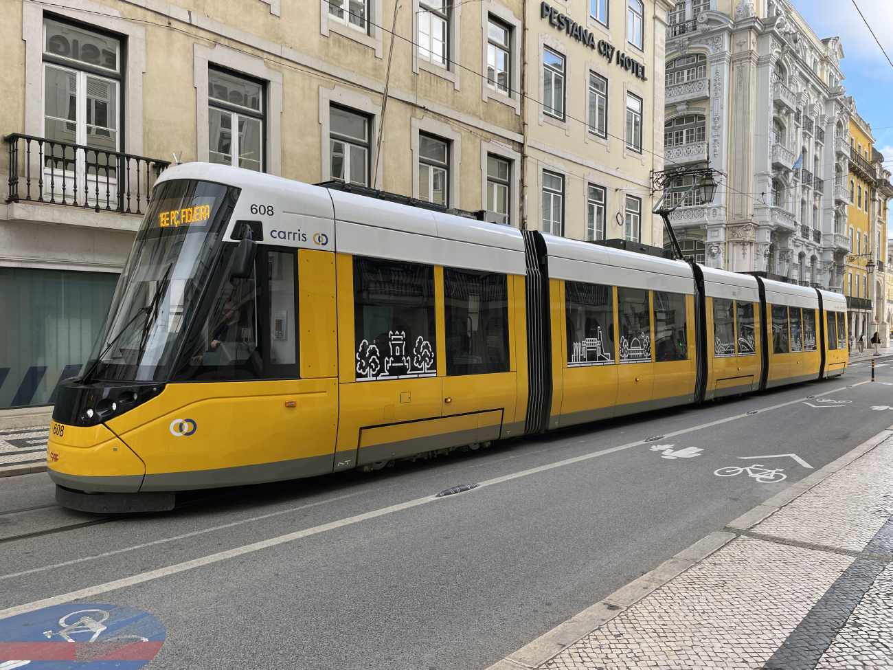 Lissabonin metropolialue, CAF Urbos 3 # 608