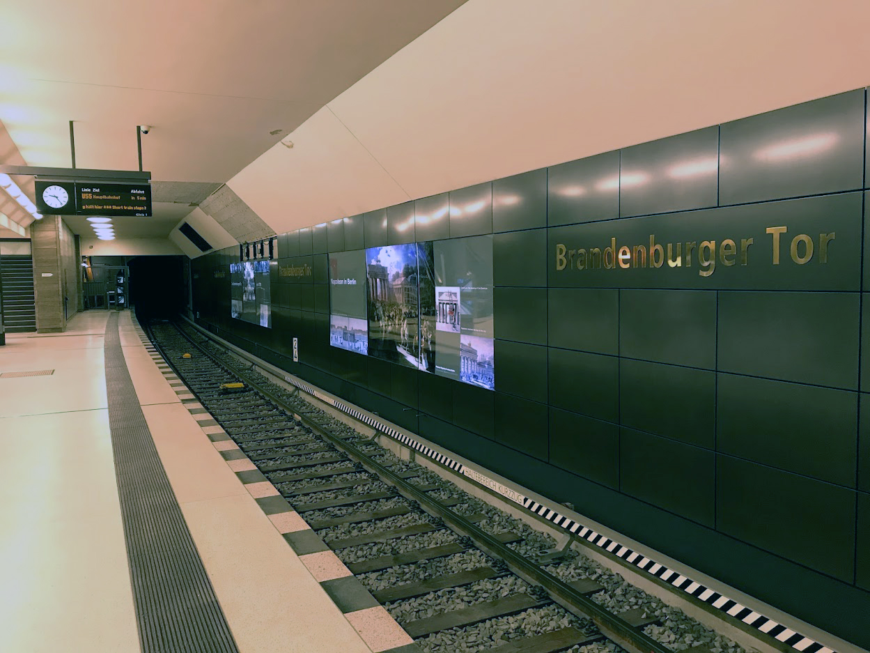 Берлин — U-Bahn — линия U55; Берлин — U-Bahn — Линии и инфраструктура