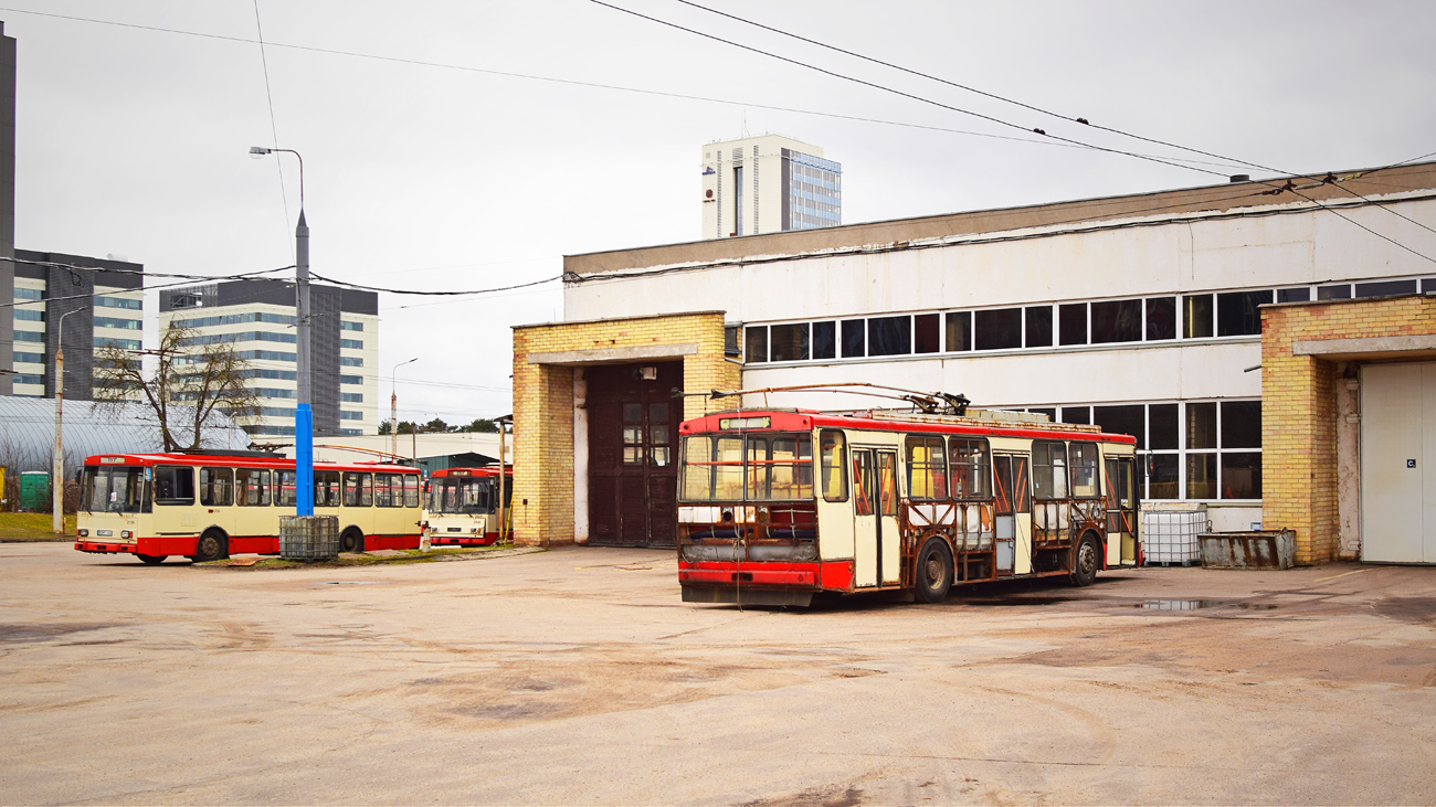 Вильнюс, Škoda 14Tr89/6 № 2551