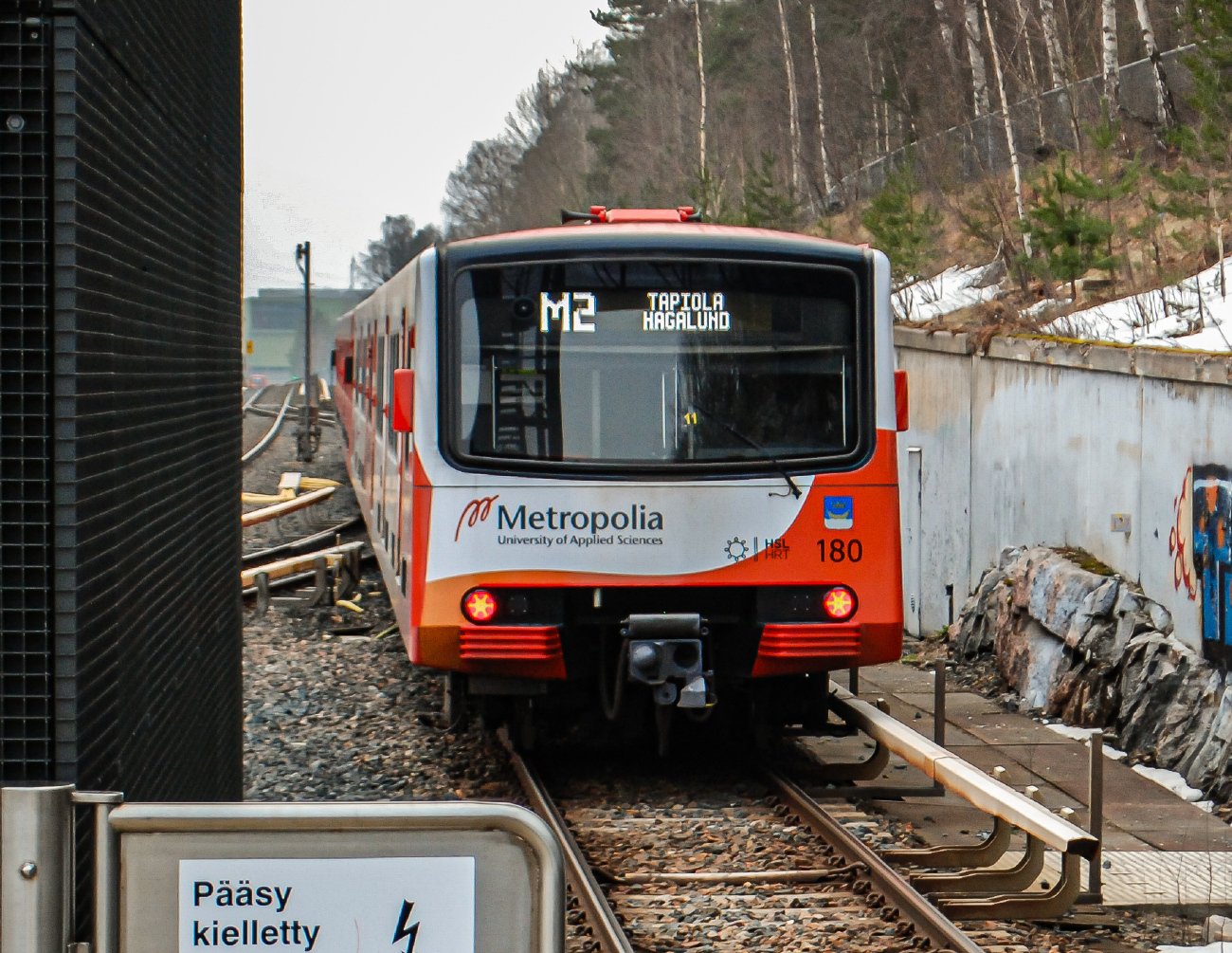 Хельсинки — Эспоо, Valmet M100 № 180