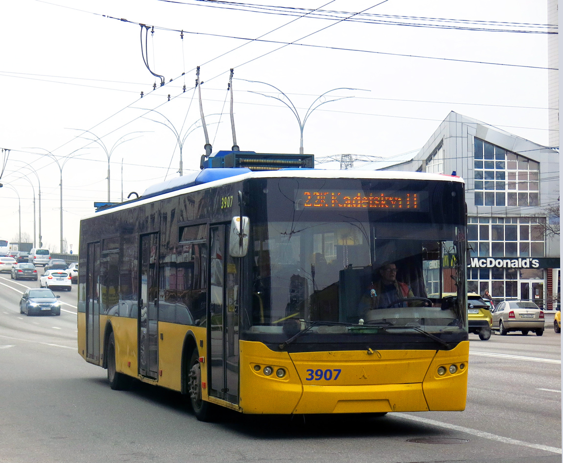 Kiev, LAZ E183D1 Nr. 3907 Kiev, LAZ E183D1 Nr. 3907