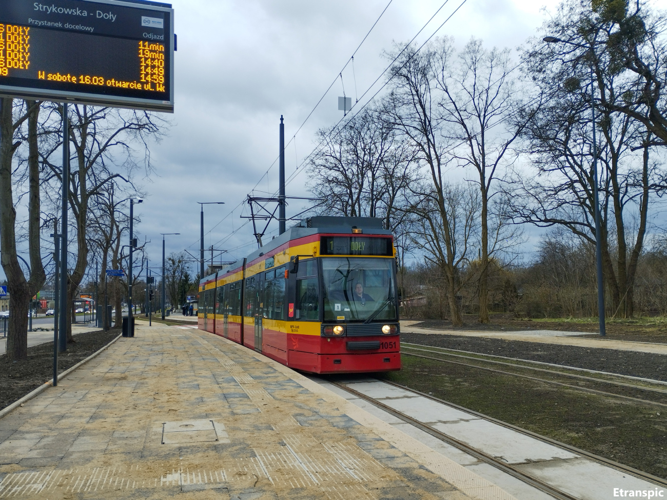 Лодзь, Duewag MGT6D № 1051