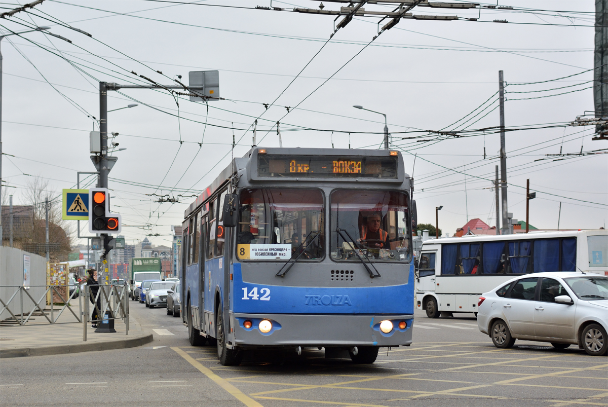 Краснодар, ЗиУ-682Г-016.02 № 142