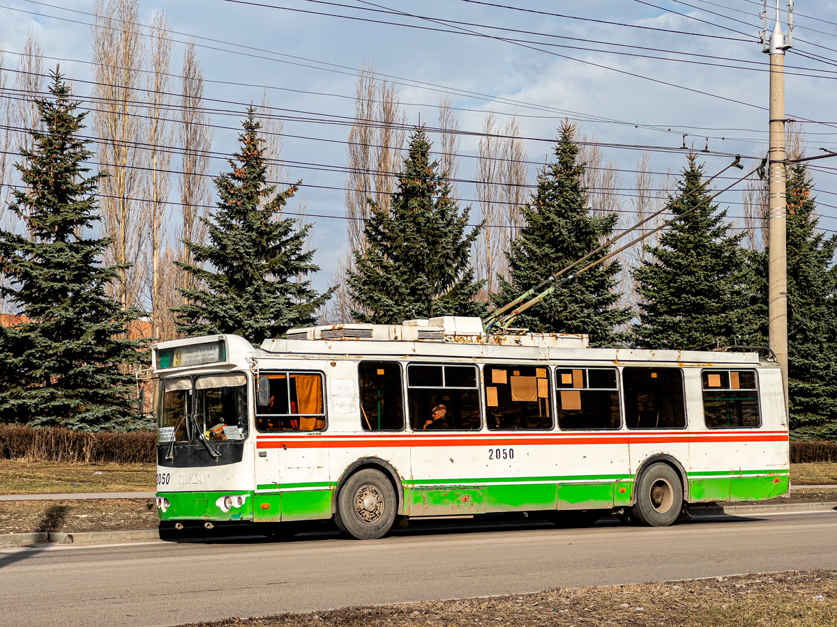Пенза, ЗиУ-682Г-016.02 № 2050