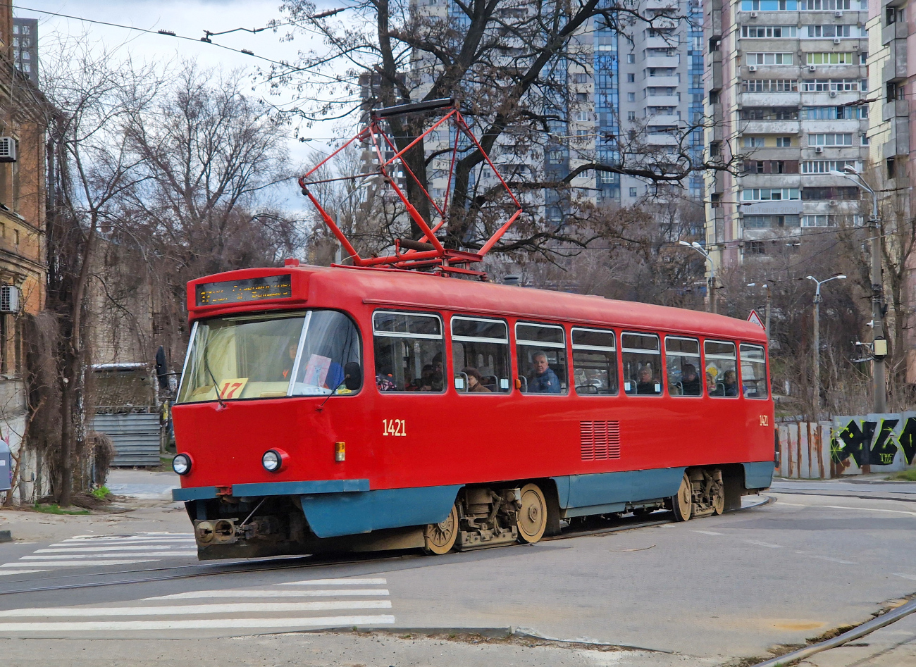 Днепр, Tatra T4DM № 1421