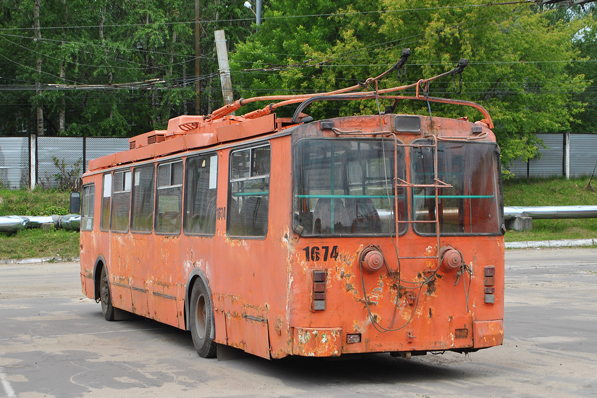 Нижний Новгород, ЗиУ-682Г-016.03 № 1674