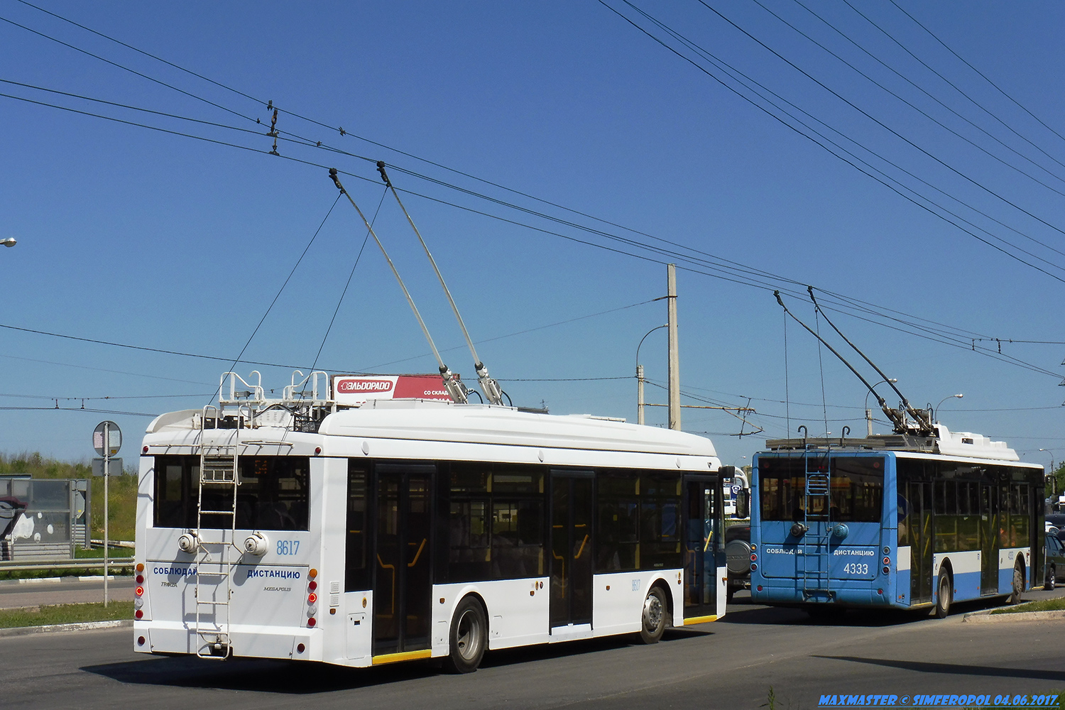 Крымский троллейбус, Тролза-5265.05 «Мегаполис» № 8617; Крымский троллейбус, Богдан Т70110 № 4333