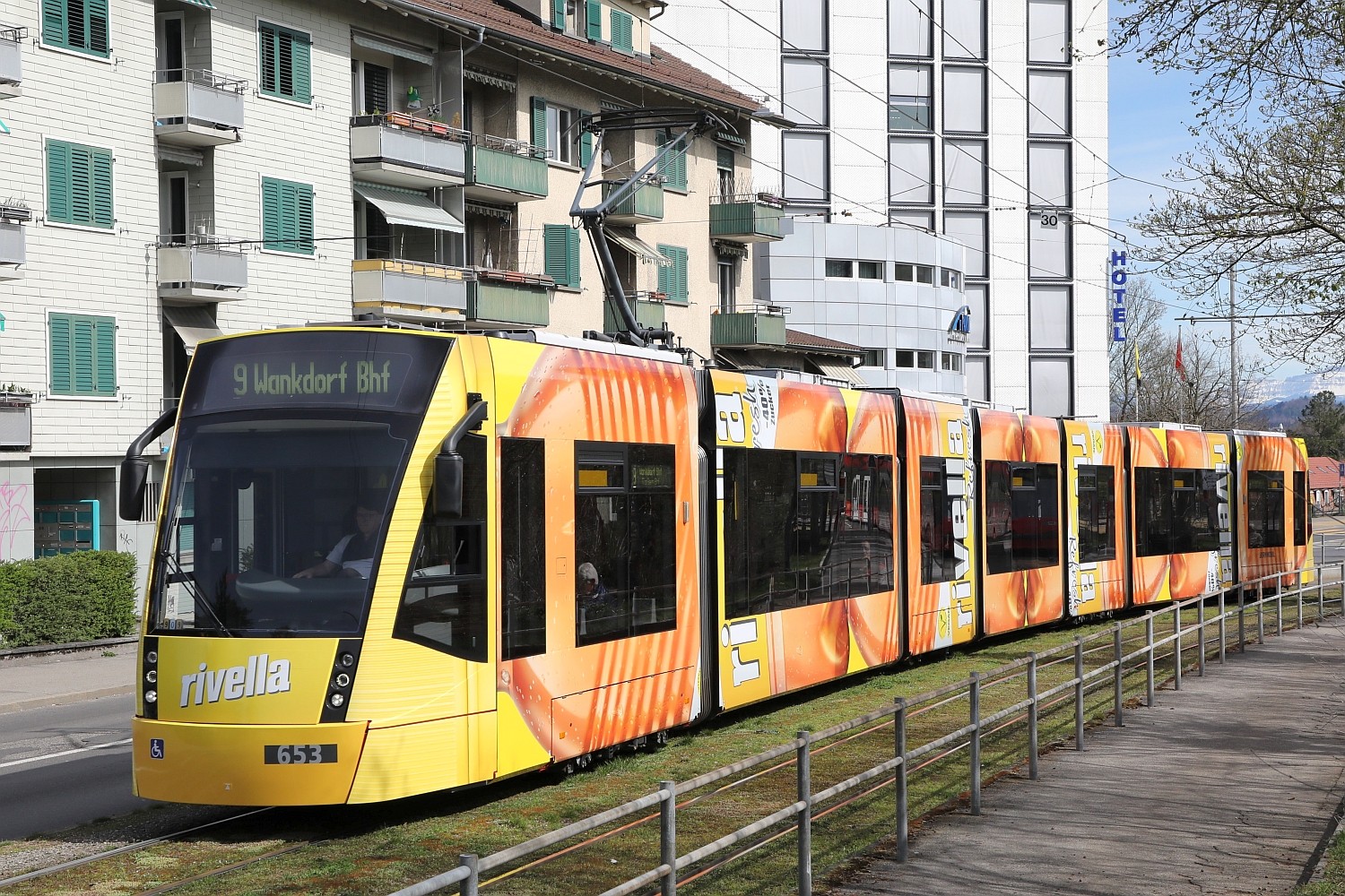 Берн, Siemens Combino XL № 653