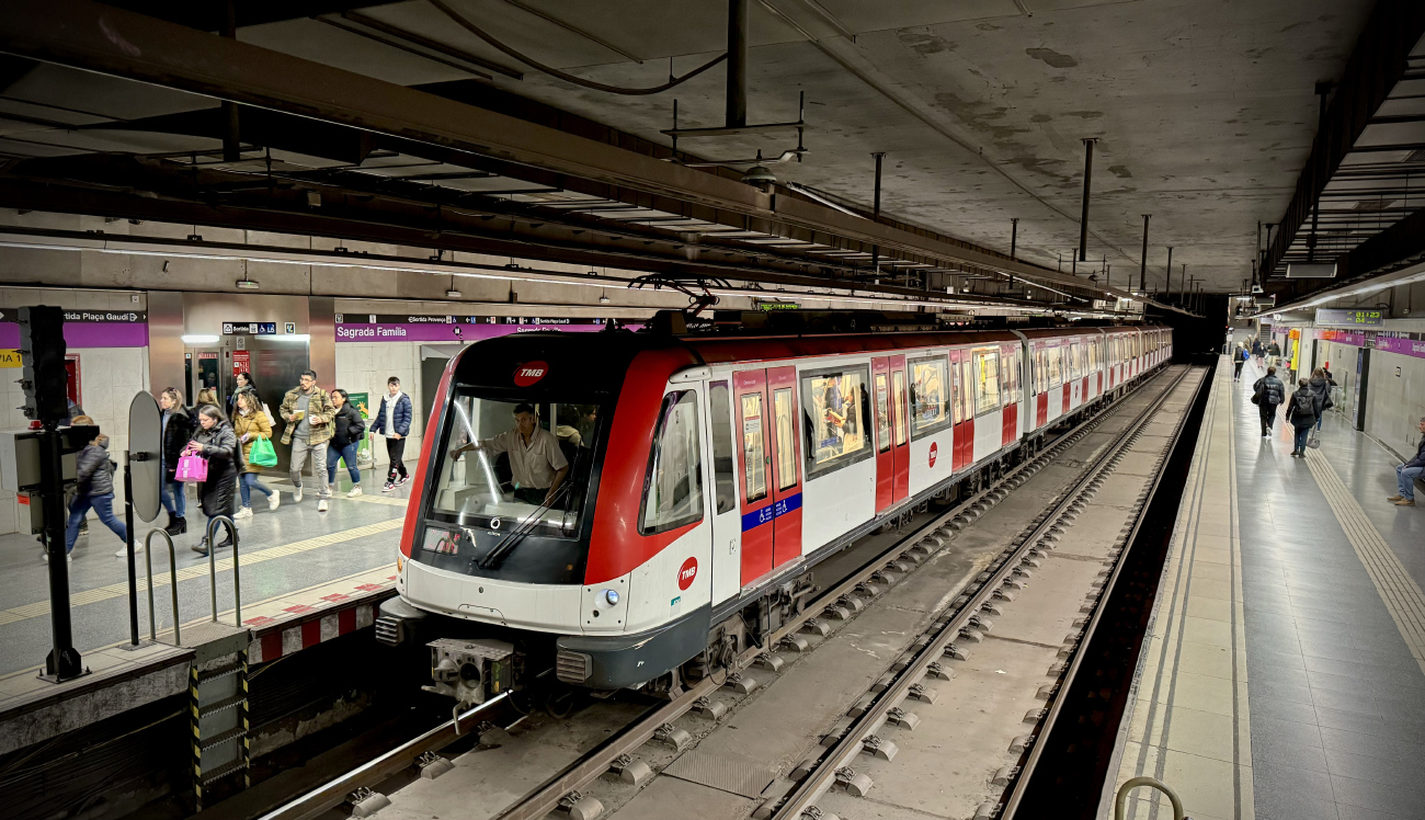Barcelona, Alstom Metropolis S9000 Br. 9004; Barcelona — TMB — Lines 2, 3, 4, 5, 11