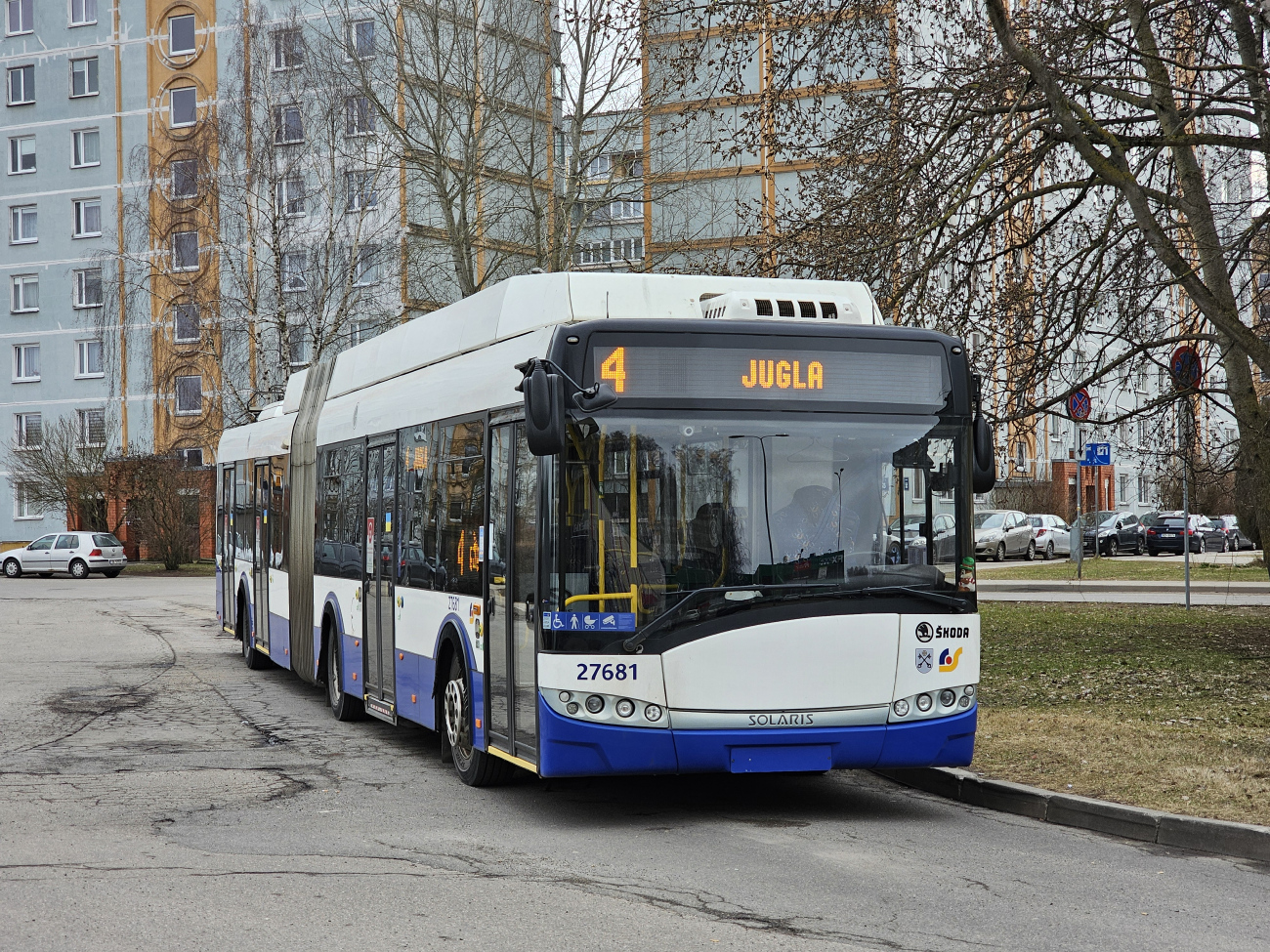 Рига, Škoda 27Tr Solaris III № 27681