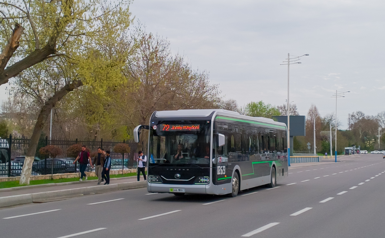 Ташкент, Yutong ZK6126BEVG № 02623