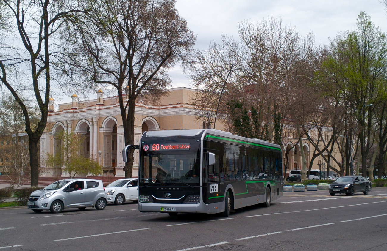 Ташкент, Yutong ZK6126BEVG № 05330