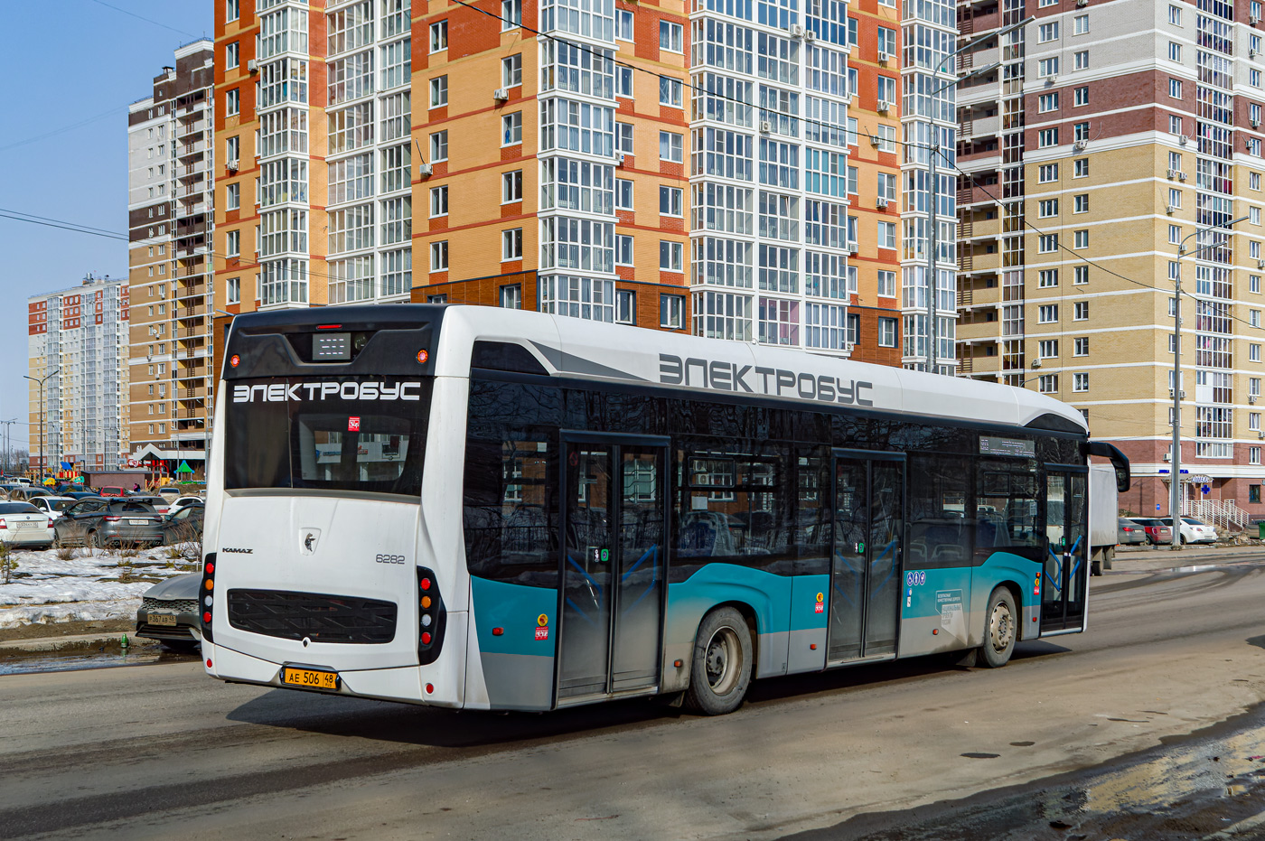 Lipetsk, KAMAZ-6282 Br. 402