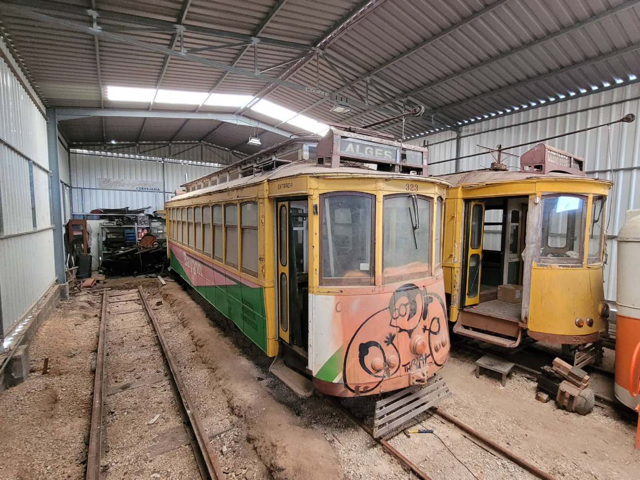 Лиссабон, Четырёхосный моторный Brill № 323; Лиссабон — Трамваи: Реставрации (Коллекция Паулу Маркеша) Лиссабон, Четырёхосный моторный Brill № 323; Лиссабон — Трамваи: Реставрации (Коллекция Паулу Маркеша)