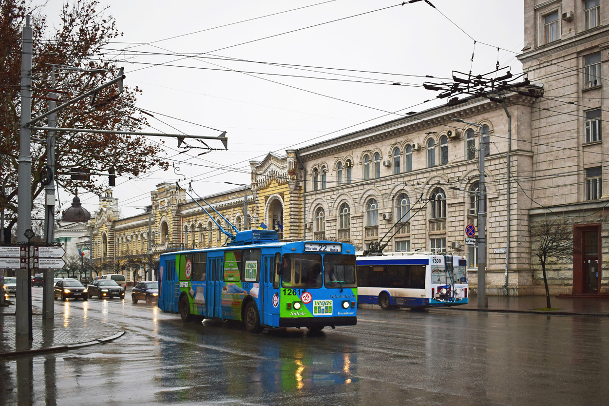 Кишинёв, ЗиУ-682В [В00] № 1261